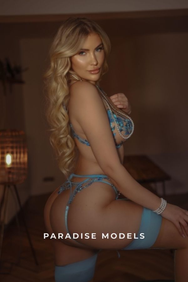 Profile image of Celine